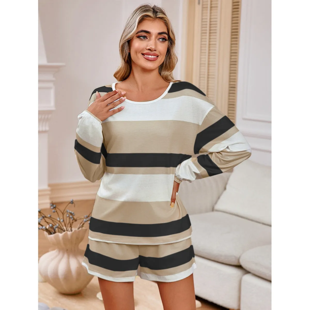 Catherine  Langrmliges gestreiftes Oberteil mit Shorts fr Damen