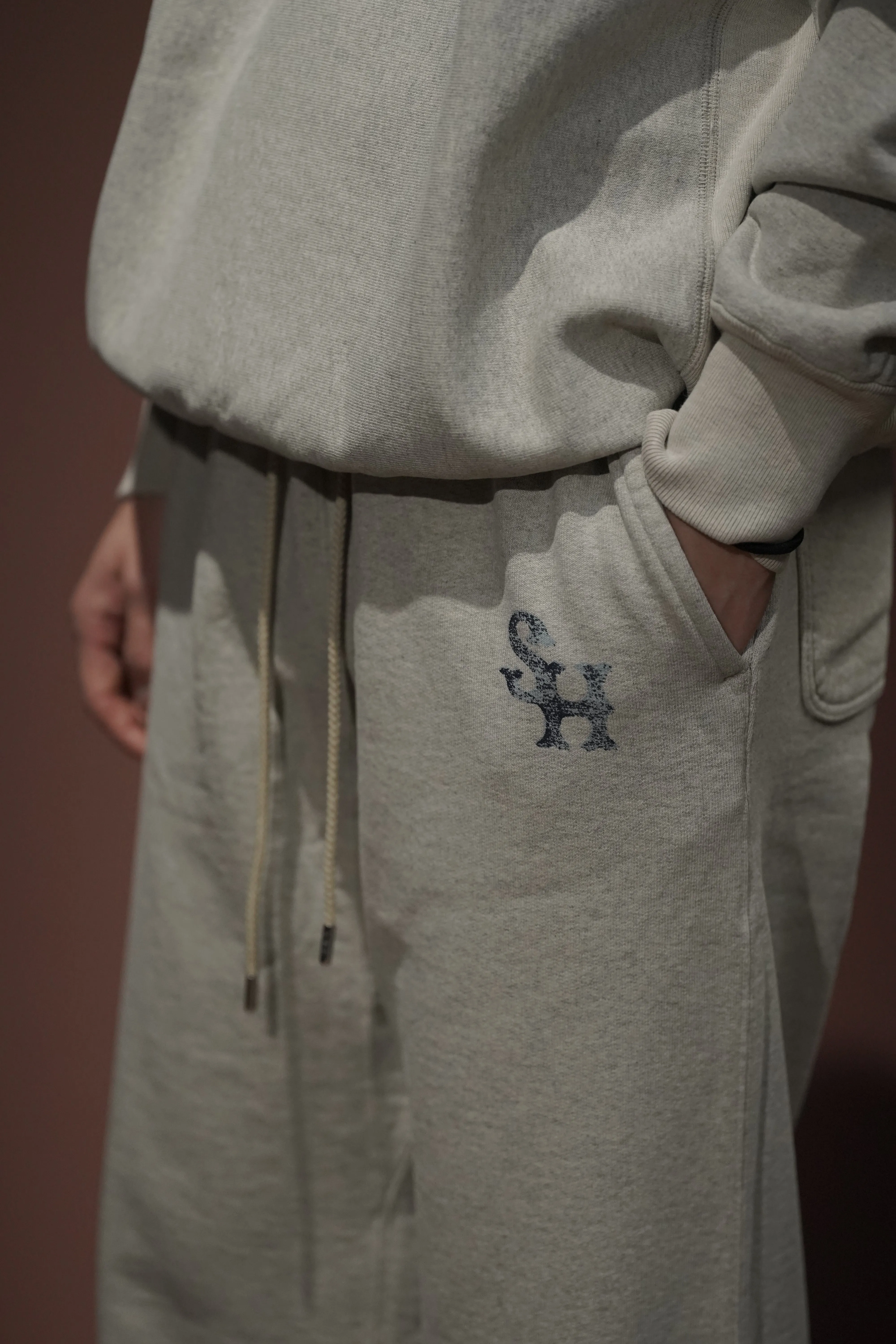 SUGARHILL LOGO PRINTED SWEAT TROUSERS (HEATHER GRAY)
