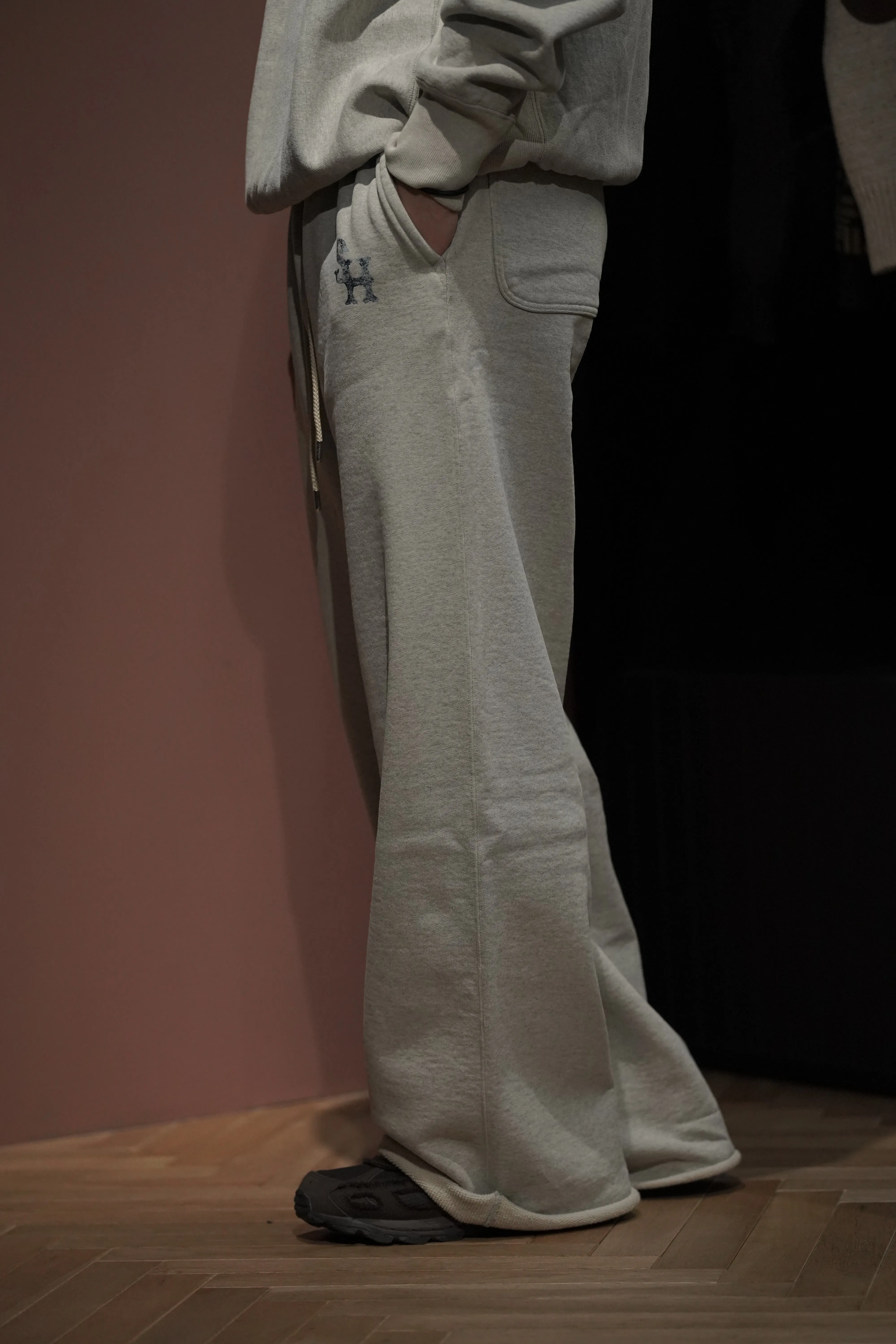 SUGARHILL LOGO PRINTED SWEAT TROUSERS (HEATHER GRAY)